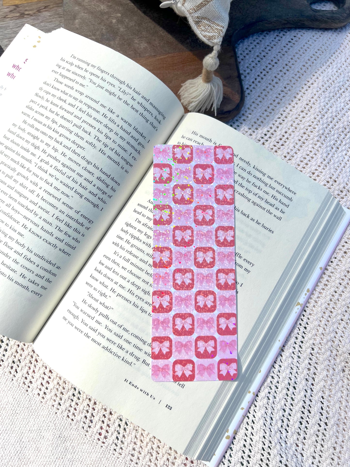 Checkered Bows Bookmark